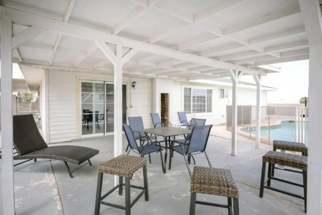 Holiday home Pool 4 Bedroom 2 Bath Close To Strip Las Vegas
